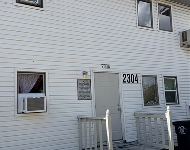2304 Grand Avenue - Photo Thumbnail 8