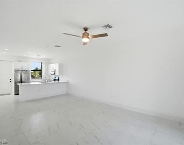 2404/2406 Mae Avenue S - Photo Thumbnail 13