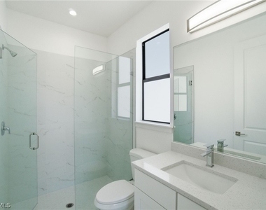 2404/2406 Mae Avenue S - Photo Thumbnail 23