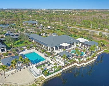 13915 Old Coast Road - Photo Thumbnail 30