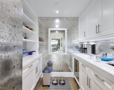 13915 Old Coast Road - Photo Thumbnail 7