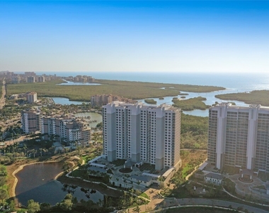 13915 Old Coast Road - Photo Thumbnail 37