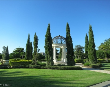 9517 Avellino Way - Photo Thumbnail 41