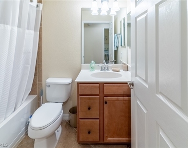 9517 Avellino Way - Photo Thumbnail 5