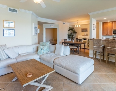 9517 Avellino Way - Photo Thumbnail 18