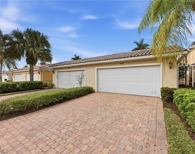 8108 Josefa Way - Photo Thumbnail 18