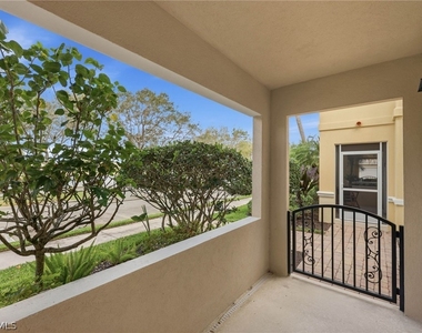 8108 Josefa Way - Photo Thumbnail 16
