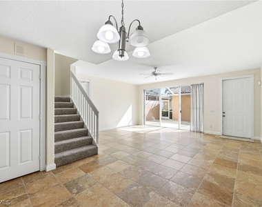 8108 Josefa Way - Photo Thumbnail 6