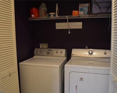 8055 Tiger Cove - Photo Thumbnail 10