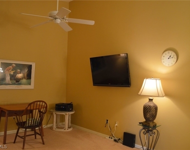 8055 Tiger Cove - Photo Thumbnail 12