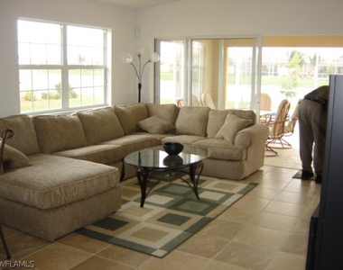7450 Emilia Lane - Photo Thumbnail 4