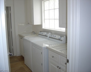 7450 Emilia Lane - Photo Thumbnail 9