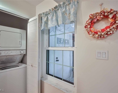68 Marco Villas Drive - Photo Thumbnail 12