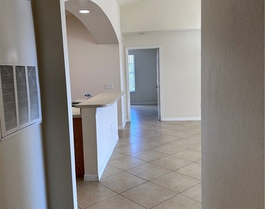 7905 Preserve Circle Circle - Photo Thumbnail 1