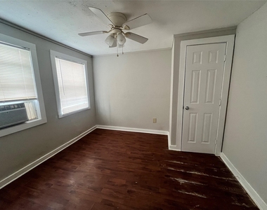 312 S Pumphrey Street - Photo Thumbnail 8