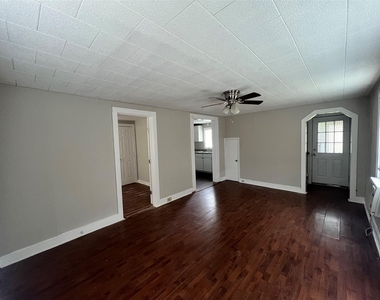 312 S Pumphrey Street - Photo Thumbnail 10