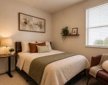 13918 Bee Flower Lane - Photo Thumbnail 6