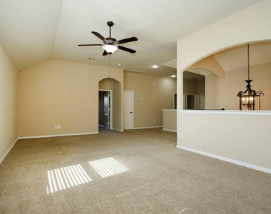 13827 Slate Mountain Lane - Photo Thumbnail 31