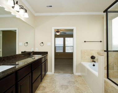 13827 Slate Mountain Lane - Photo Thumbnail 26