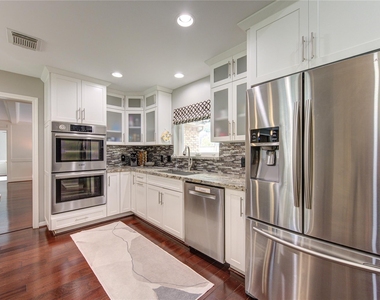 15739 Fleetwood Oaks Drive - Photo Thumbnail 14