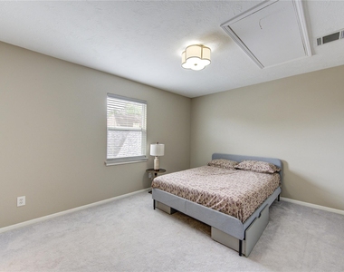 15739 Fleetwood Oaks Drive - Photo Thumbnail 32