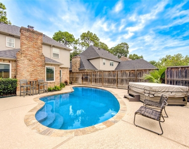 15739 Fleetwood Oaks Drive - Photo Thumbnail 2