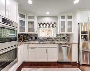 15739 Fleetwood Oaks Drive - Photo Thumbnail 15