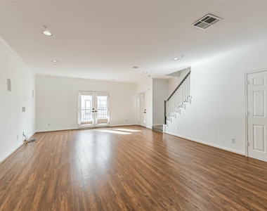 17 Waugh Drive - Photo Thumbnail 10