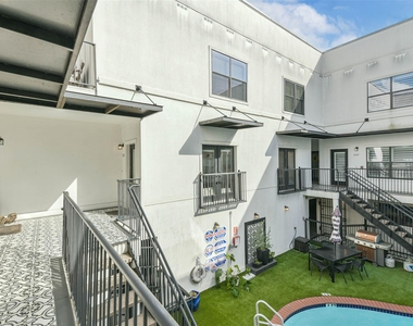 17 Waugh Drive - Photo Thumbnail 32