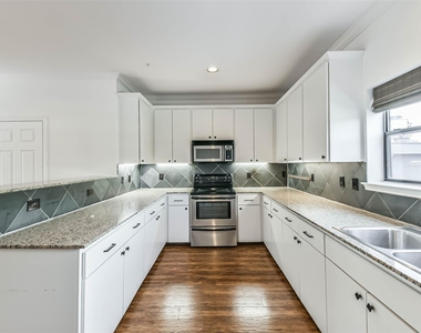 17 Waugh Drive - Photo Thumbnail 12