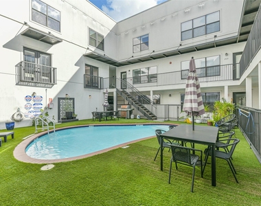 17 Waugh Drive - Photo Thumbnail 33
