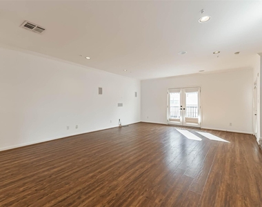 17 Waugh Drive - Photo Thumbnail 9