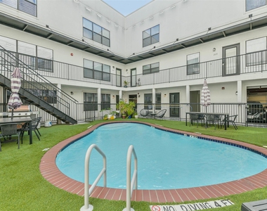 17 Waugh Drive - Photo Thumbnail 36