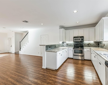 17 Waugh Drive - Photo Thumbnail 13