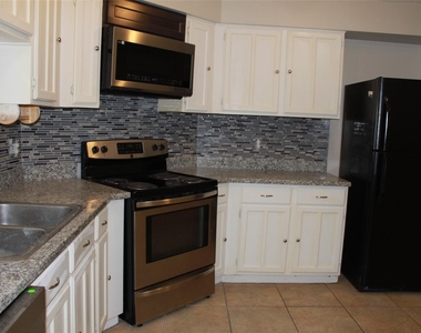 4406 Lost Lake Lane - Photo Thumbnail 13