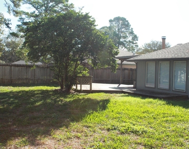 4406 Lost Lake Lane - Photo Thumbnail 32