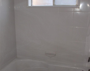 4406 Lost Lake Lane - Photo Thumbnail 26
