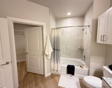 3409 Brinkman St - Photo Thumbnail 5