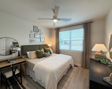 3409 Brinkman St - Photo Thumbnail 4