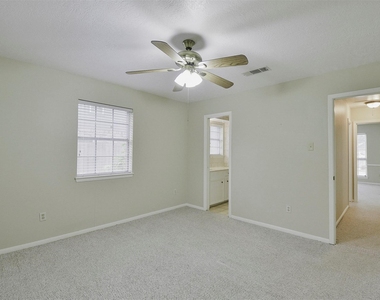 419 S Starboard Street - Photo Thumbnail 15
