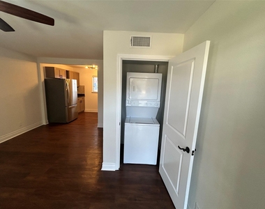 5612 Grover Avenue - Photo Thumbnail 6