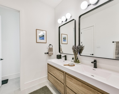 4211 Nichols St - Photo Thumbnail 17