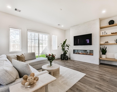 4211 Nichols St - Photo Thumbnail 6