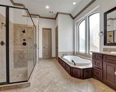 6223 Duke Trail Lane - Photo Thumbnail 23
