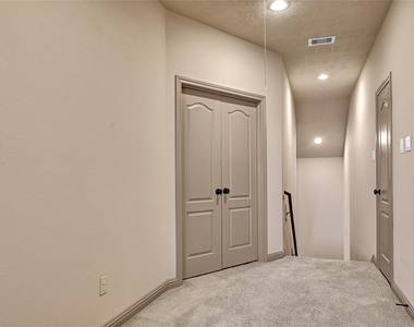 6223 Duke Trail Lane - Photo Thumbnail 45
