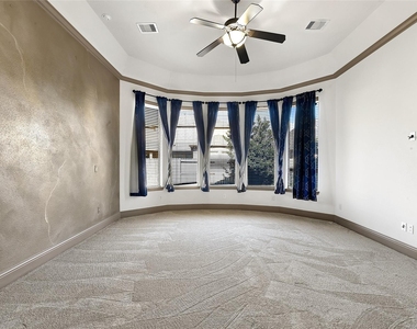6223 Duke Trail Lane - Photo Thumbnail 21