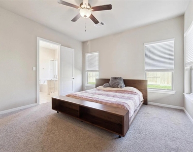 29634 Sterling Knoll Drive - Photo Thumbnail 9
