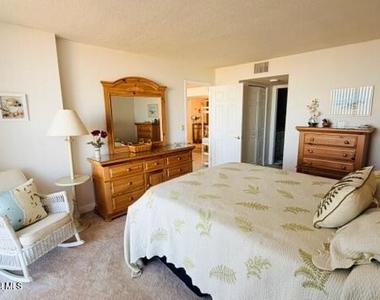 1860 N Atlantic Avenue - Photo Thumbnail 15