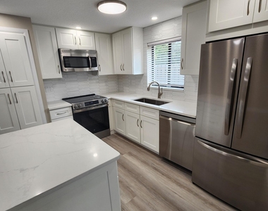 304 Wilson Avenue - Photo Thumbnail 9