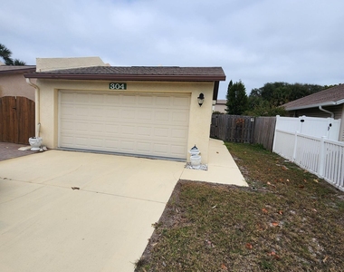 304 Wilson Avenue - Photo Thumbnail 1
